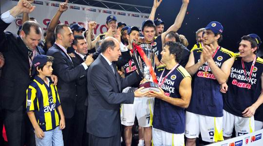 2008 Türkiye Kupası Şampiyonu Fenerbahçe